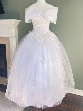 Wedding Dress Size 2 Petite Off The Shoulder Ball Gown